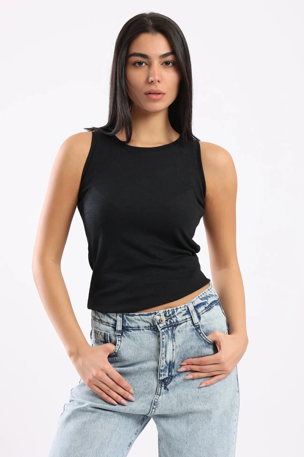 BUNDLE OF 3 SLEEVLESS TOP