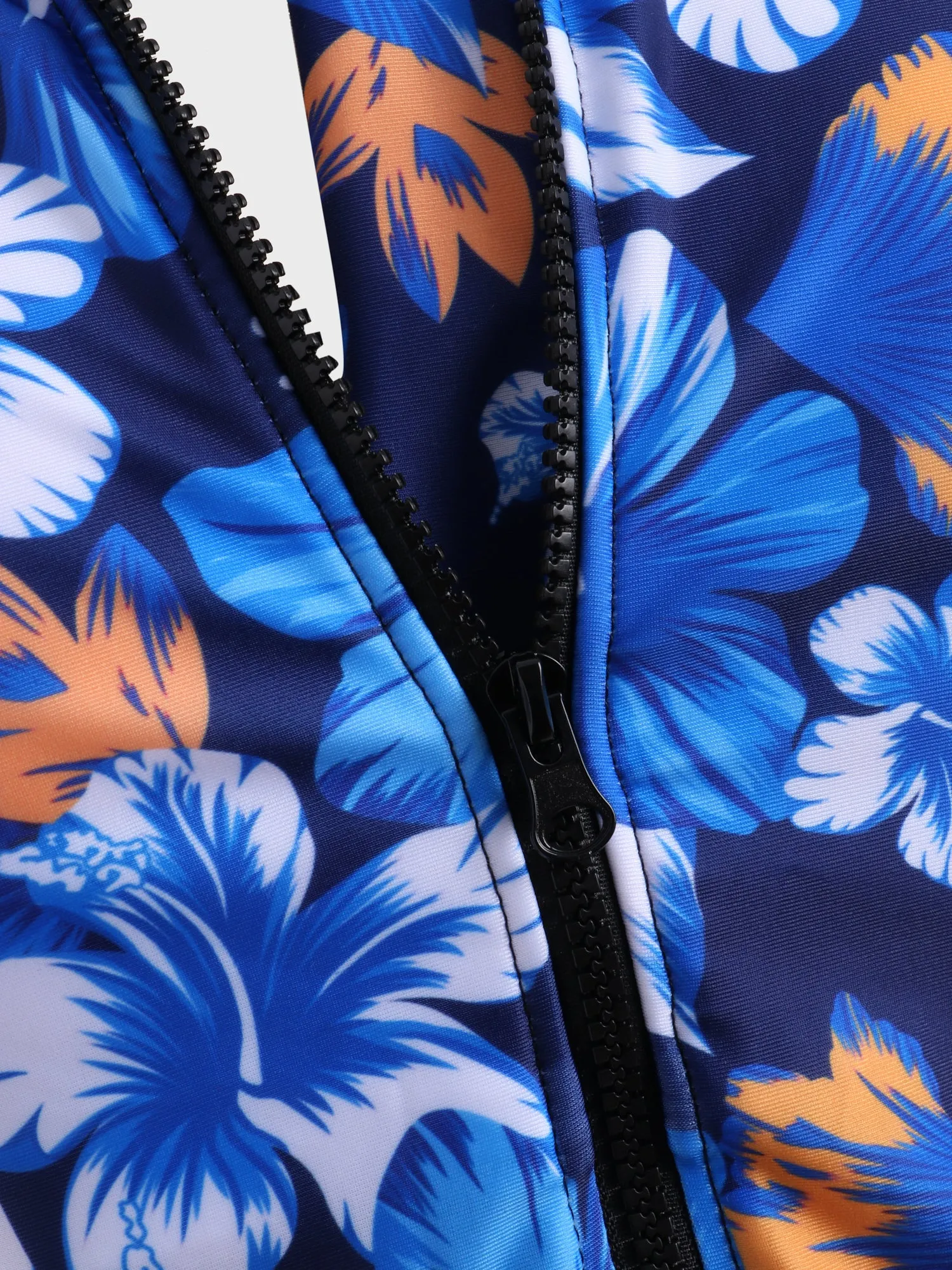 Midsize Flowery Print UV Protection 2-Piece Swimsuit