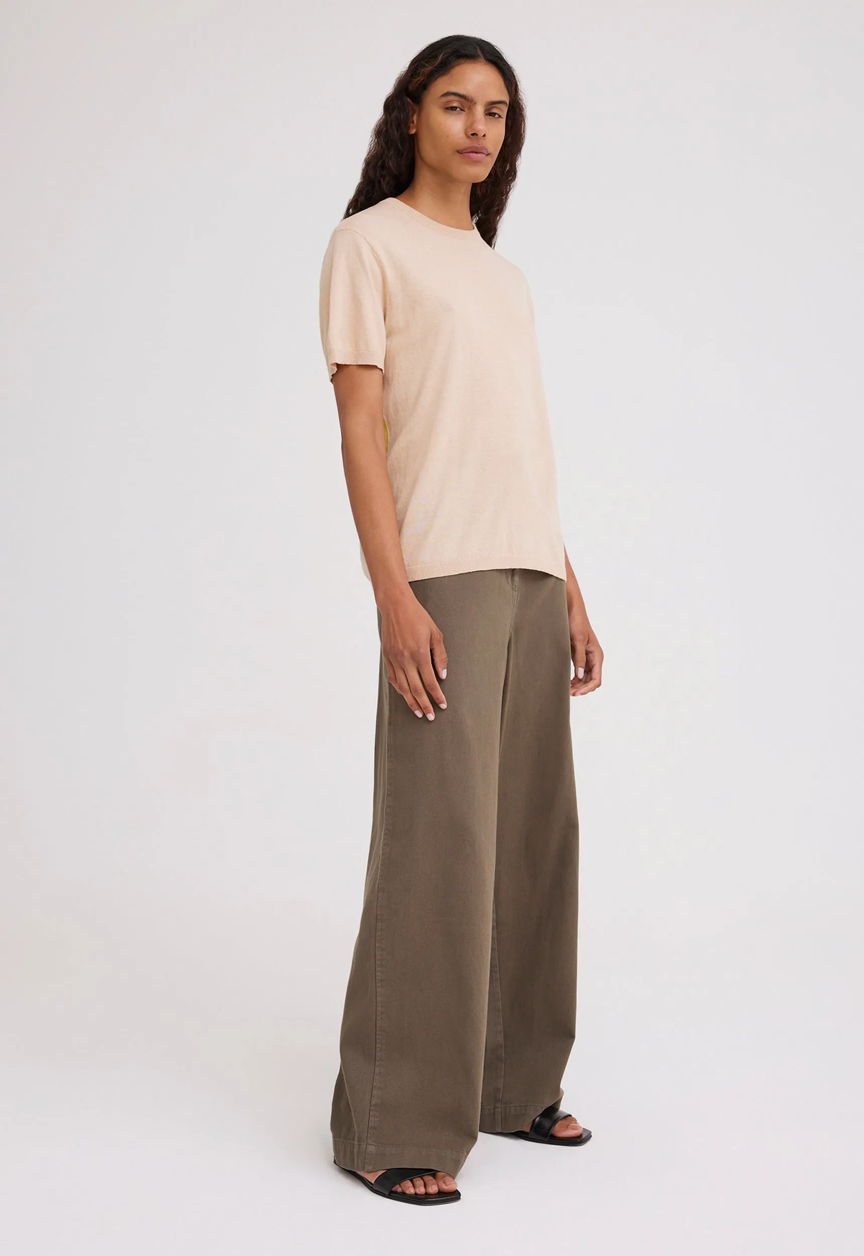 NAGNATA Highlighter Tee - Sandstone Charteuse