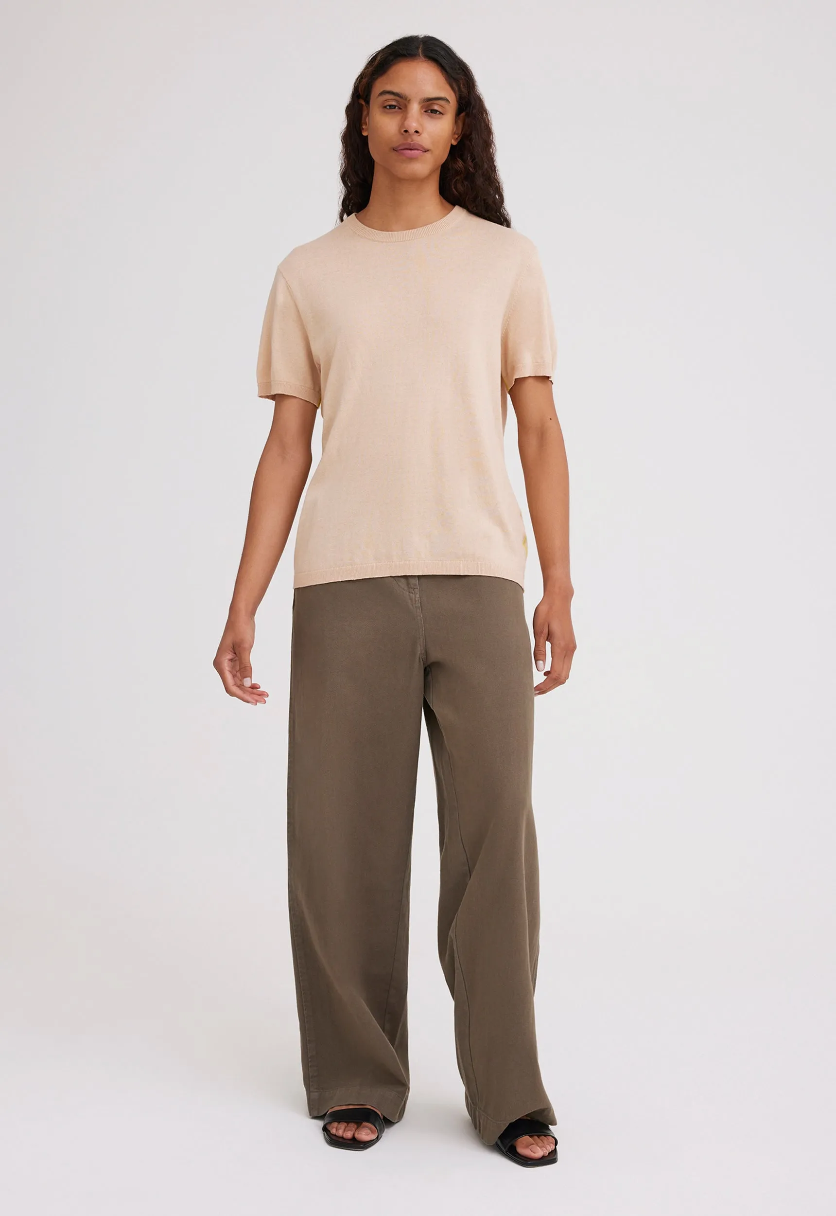NAGNATA Highlighter Tee - Sandstone Charteuse