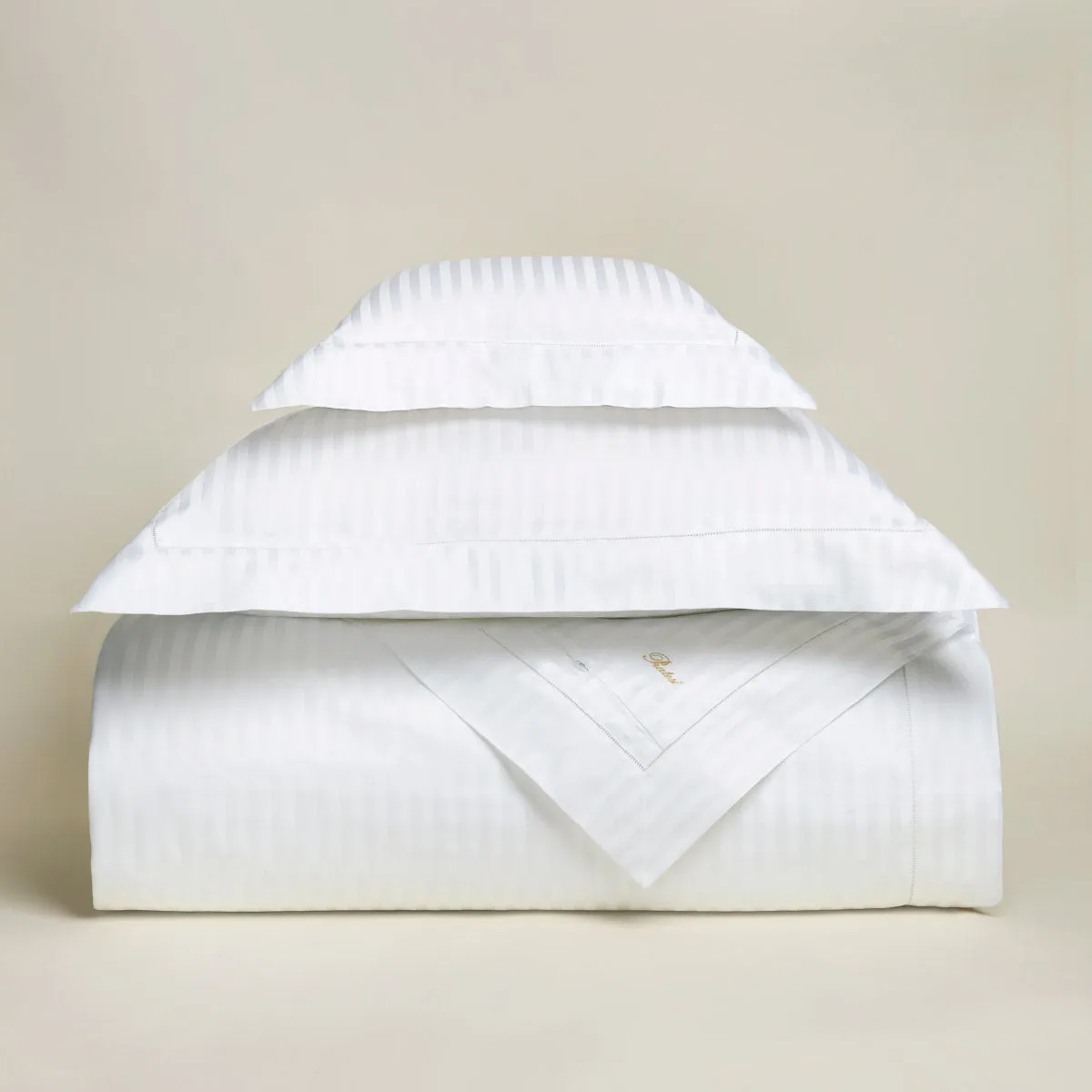 'Raso Rigato' Bed Linen Collection by Pratesi