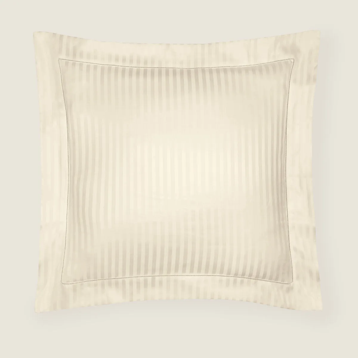 'Raso Rigato' Bed Linen Collection by Pratesi