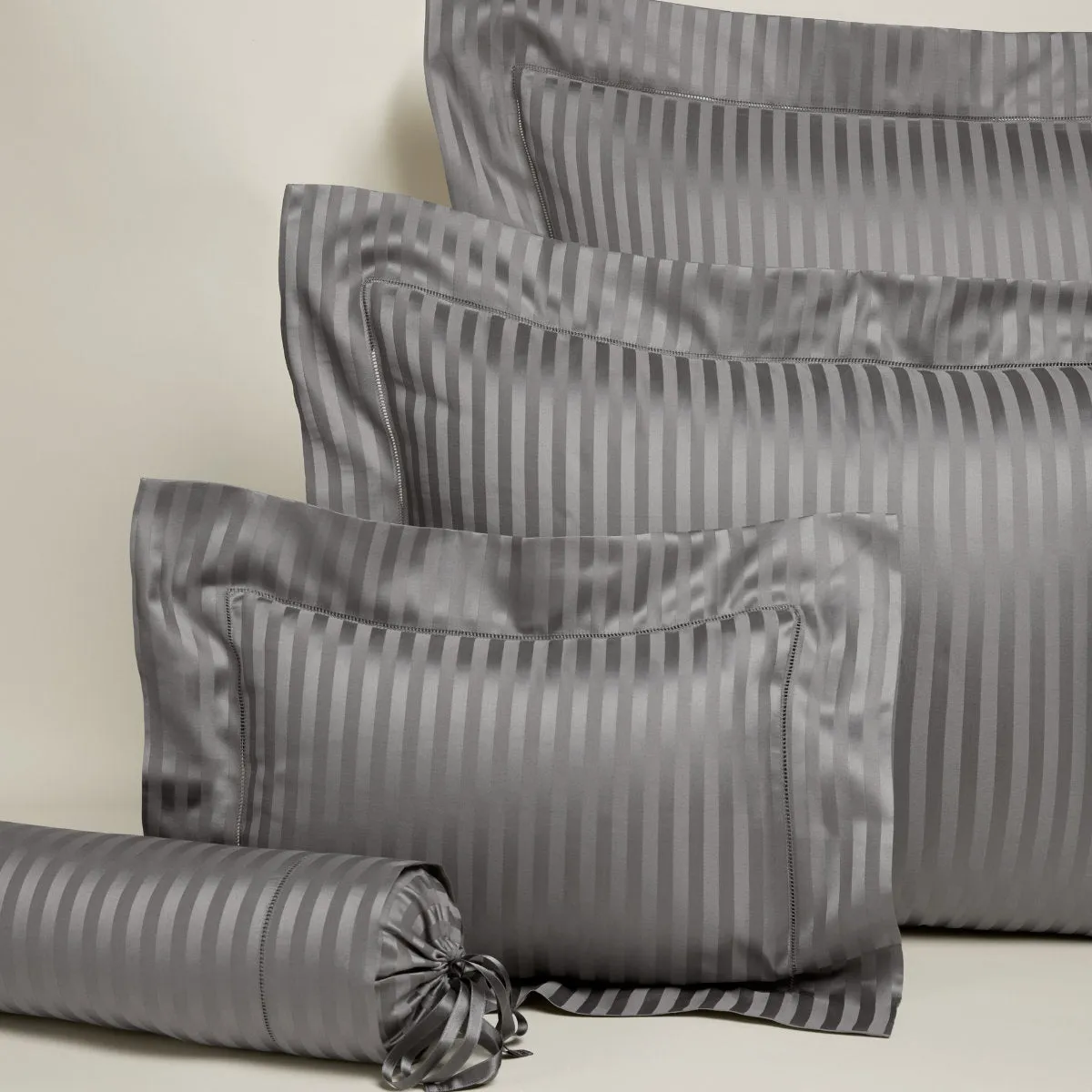 'Raso Rigato' Bed Linen Collection by Pratesi
