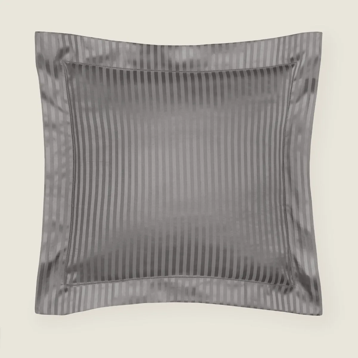 'Raso Rigato' Bed Linen Collection by Pratesi