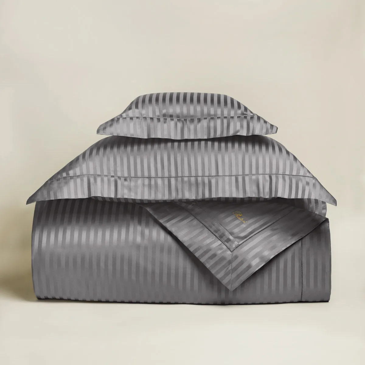 'Raso Rigato' Bed Linen Collection by Pratesi